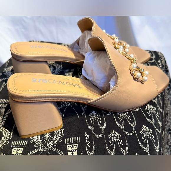 275 Central Messi  Beige Sandals size 37 - Picture 3 of 10